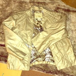 DAYTRIP JACKET